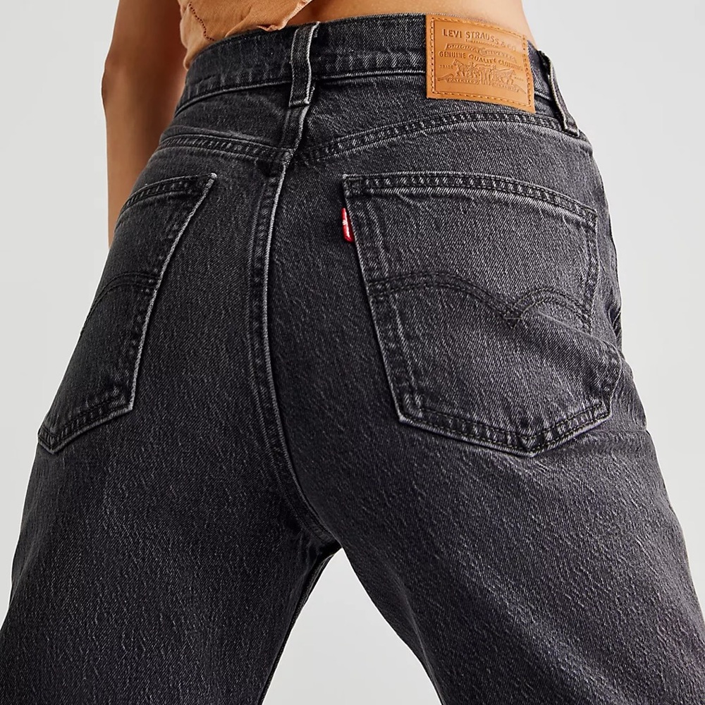 New Levi’s 70’s high flare jeans premium - Picture 4 of 11
